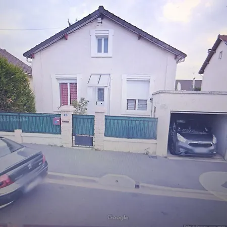 Comme A La Maison *